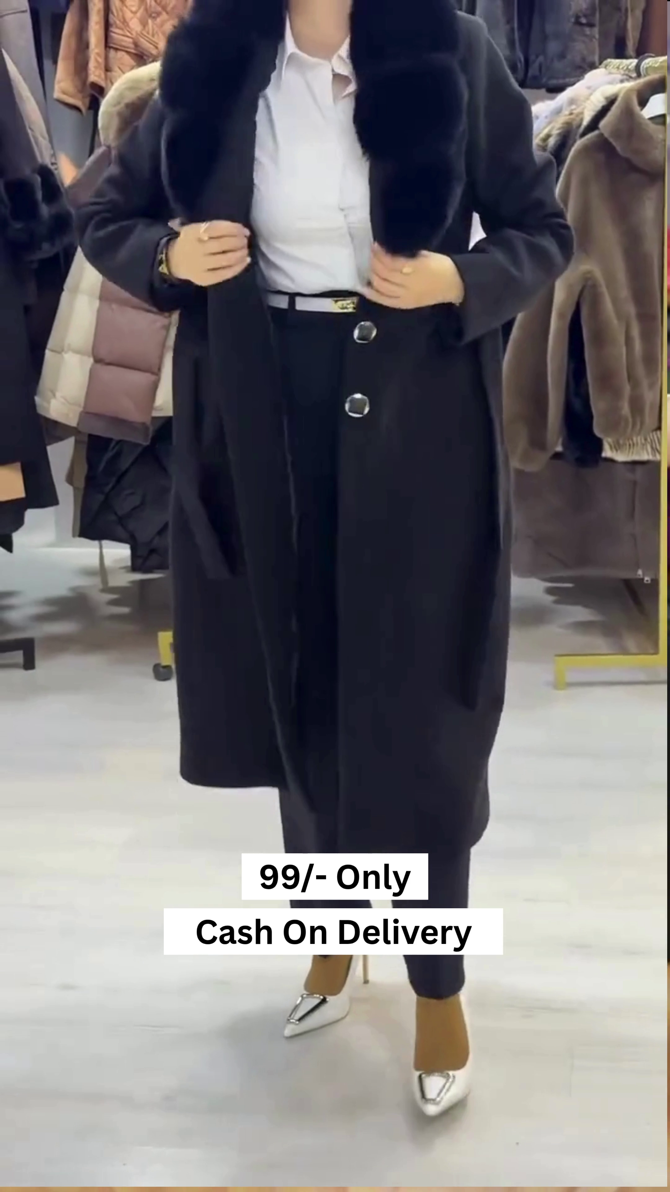 Women Black Solid Double Breasted Fur Collar Coat - Image 2
