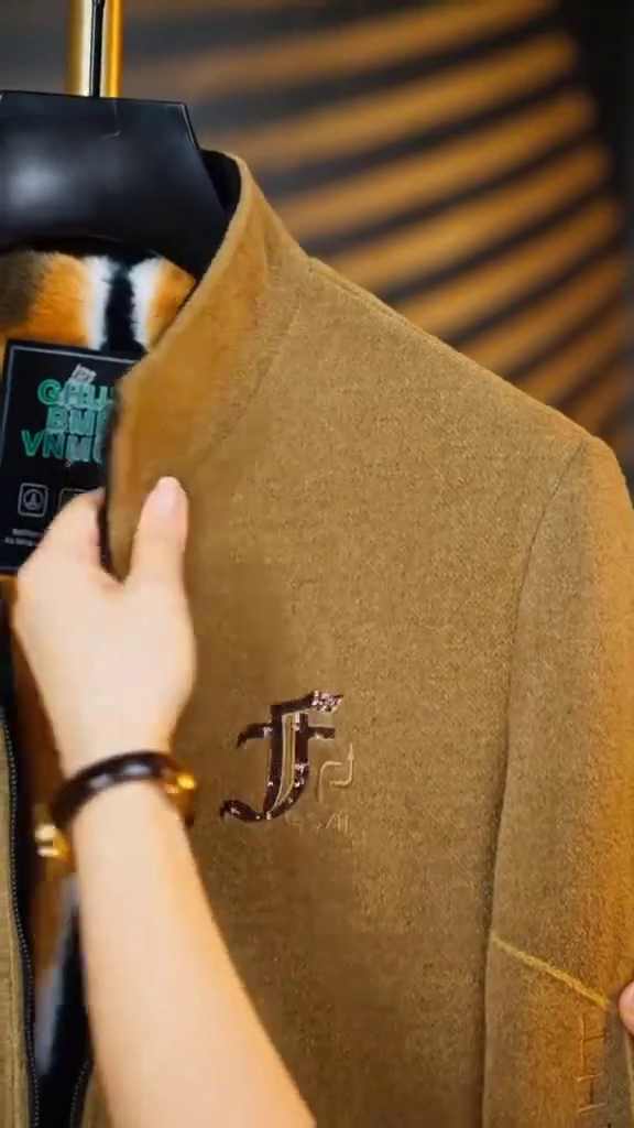 The Premium Men's Transitional Outerwear Collection - Image 3