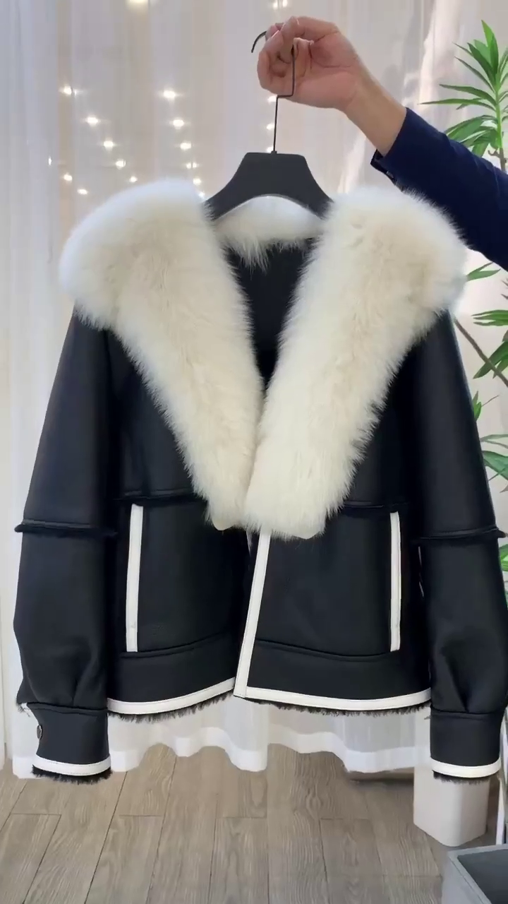 Winter Large Faux Fox Fur Collar Sheepskin Coat Women Lamb Fur Shearling With Cuff Loose Pu Leather Cropped Jacket