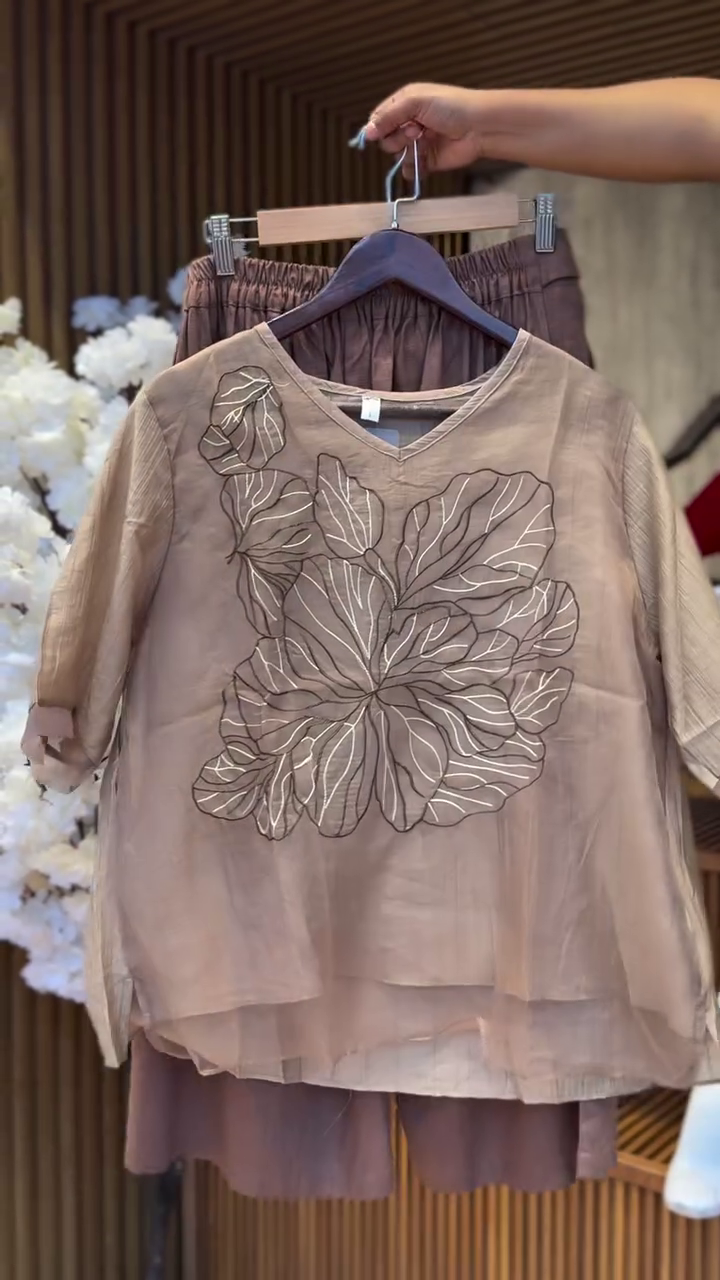 Women's Clothing Shirts Blouse Summer Cotton Linen Blusa Mujer Embroidery V-Neck Solid Vintage Casual Camisas Loose - Image 2