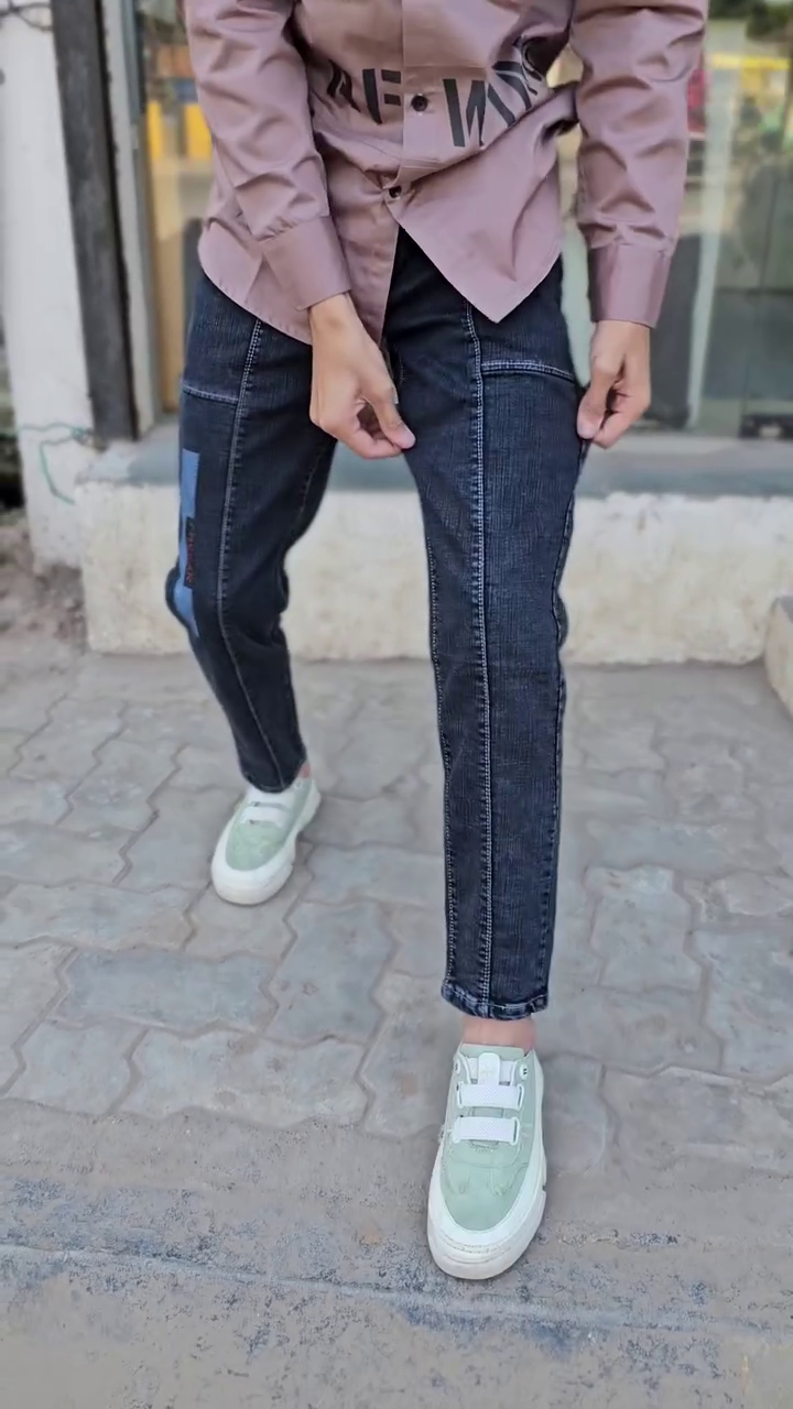 Blue Whiskering Washed Stretchable Cargo Denim - Image 4